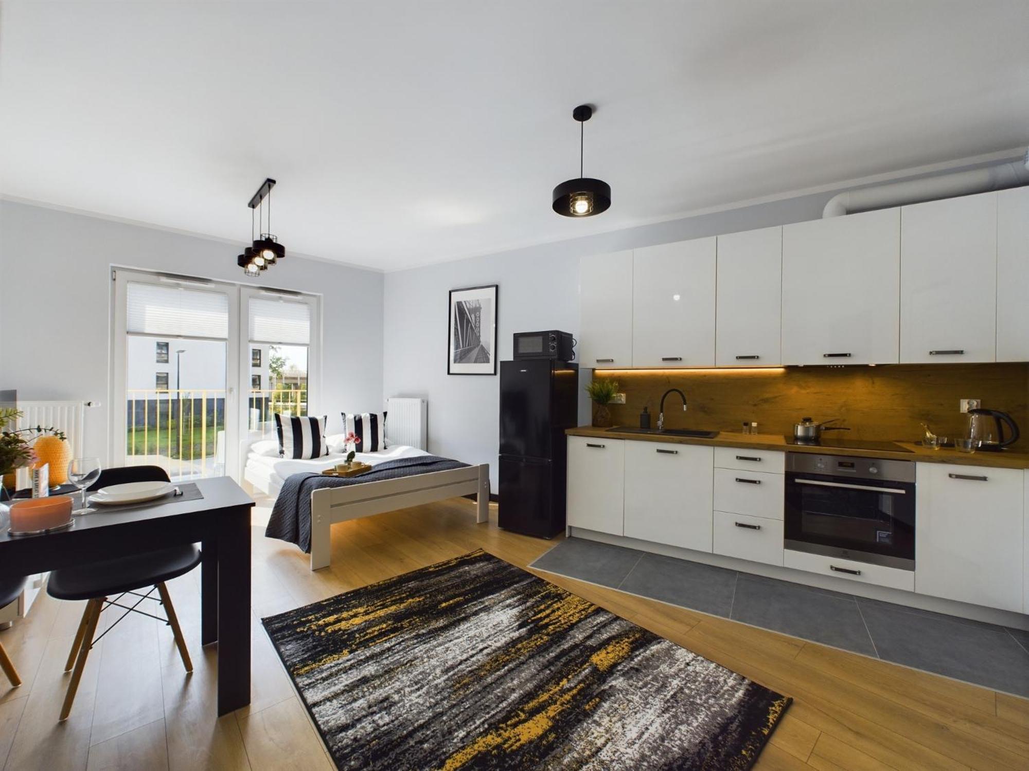 Apartment Exceptional With Parking By Renters *