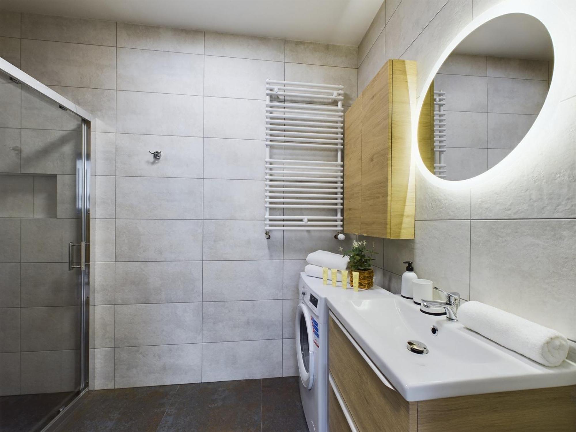 Exceptional With Parking By Renters Apartment Krakow