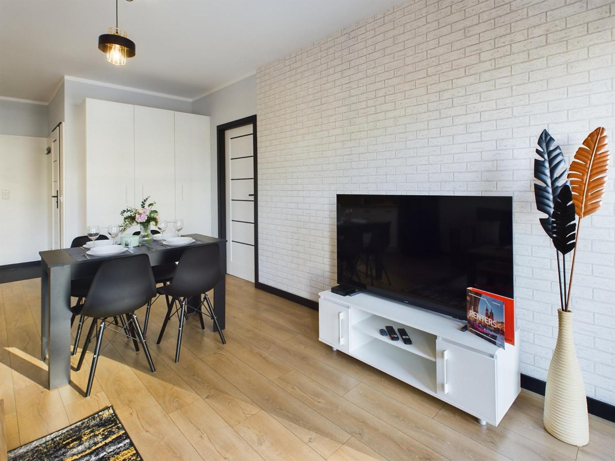 Exceptional With Parking By Renters Krakow